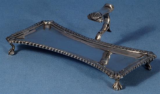 A George III silver snuffer stand, by William Cafe, Length 190mm Weight 7.5oz/235grms